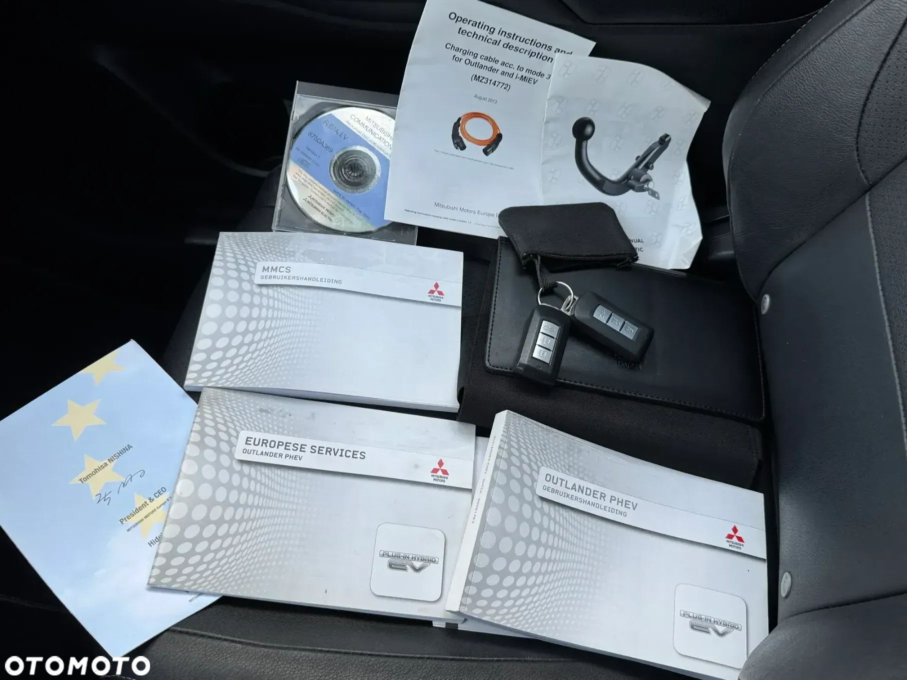 Mitsubishi Outlander PHEV Instyle NAVI + - 34