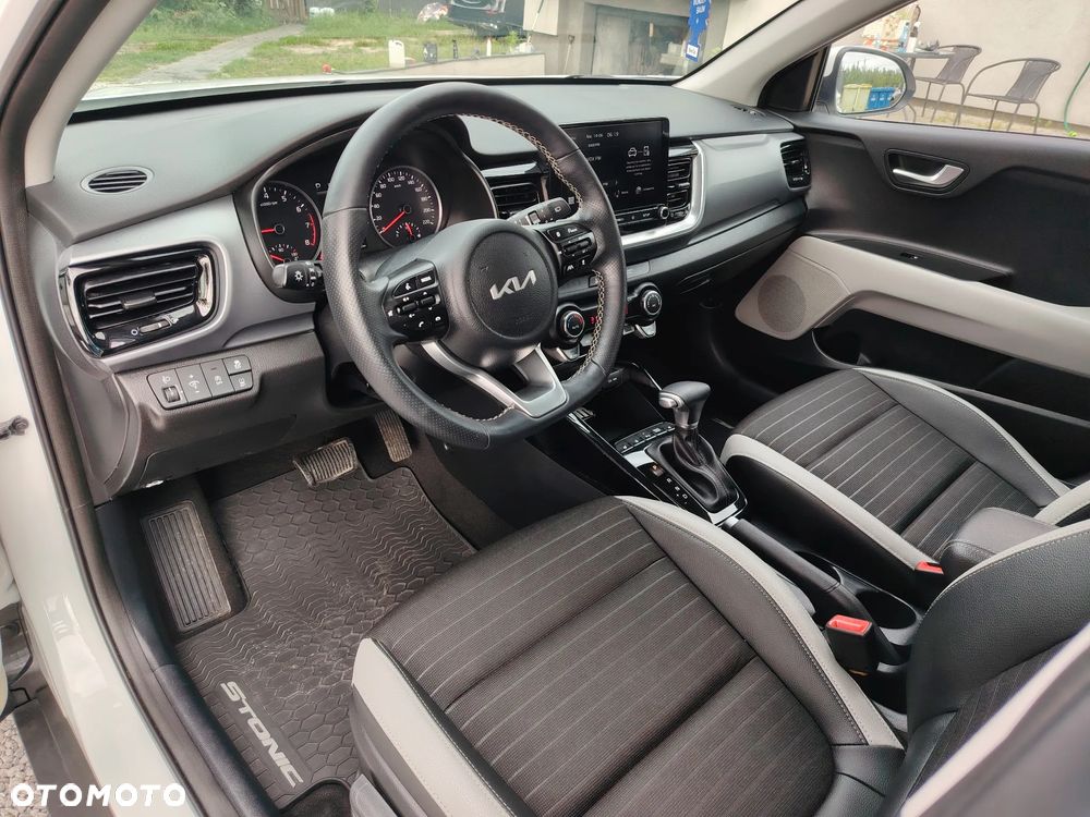 Kia Stonic 1.0 T-GDI L Business Line DCT - 10