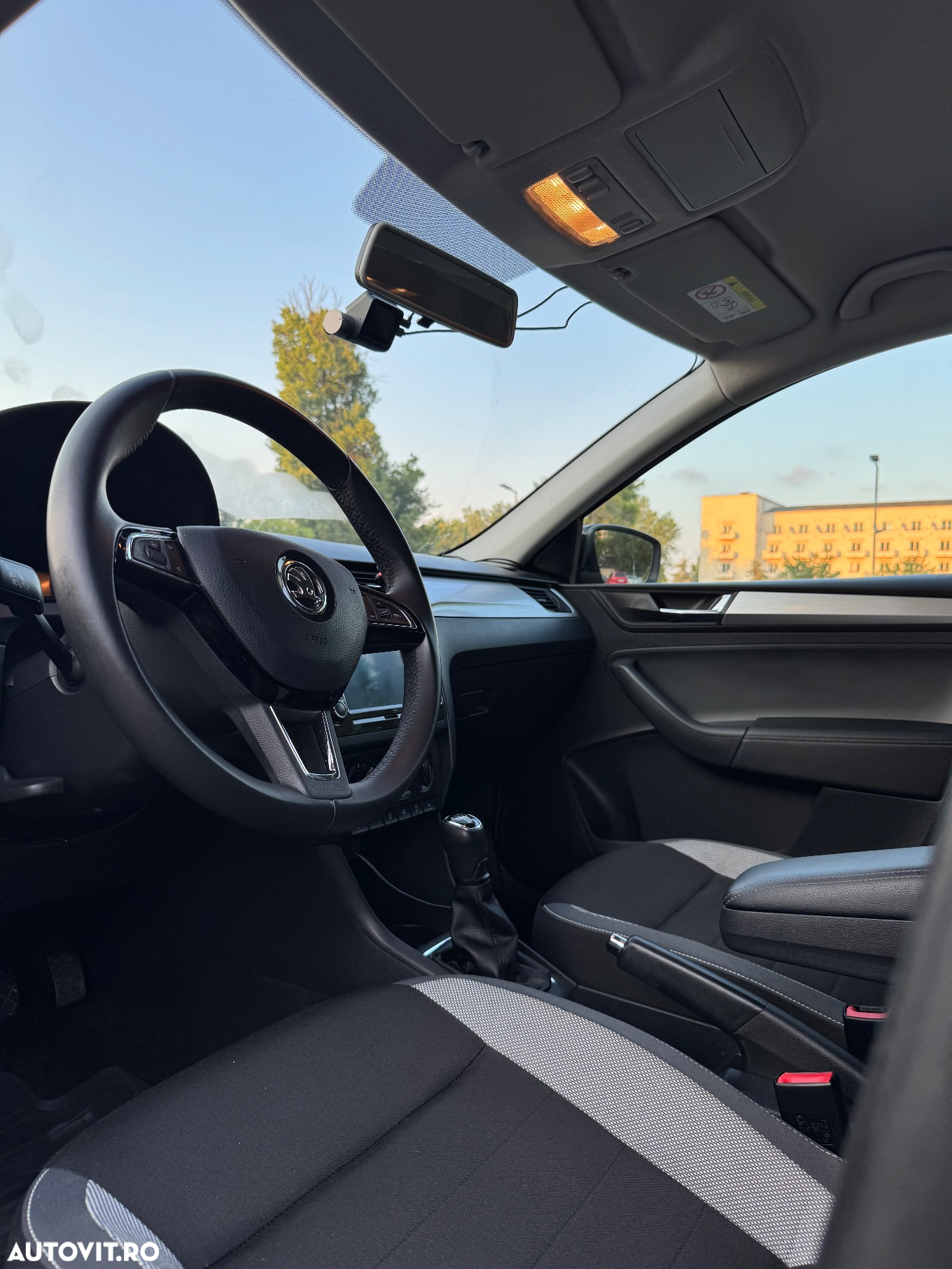 Skoda RAPID - 7