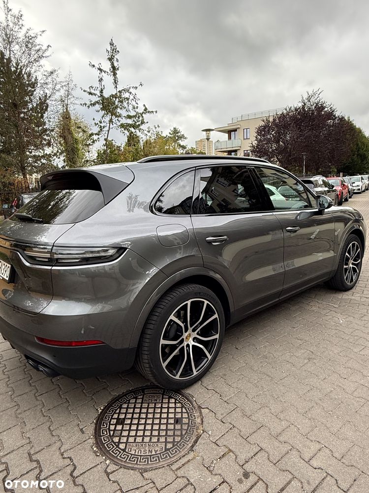 Porsche Cayenne - 14