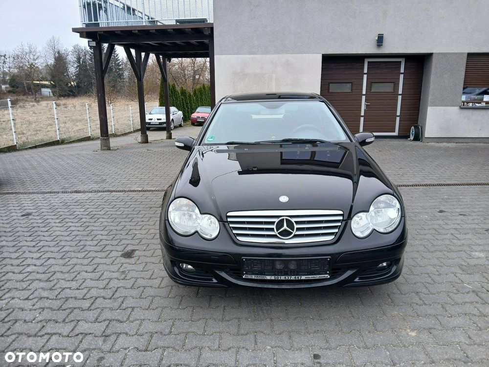 Mercedes-Benz Klasa C 200 Kompressor - 3