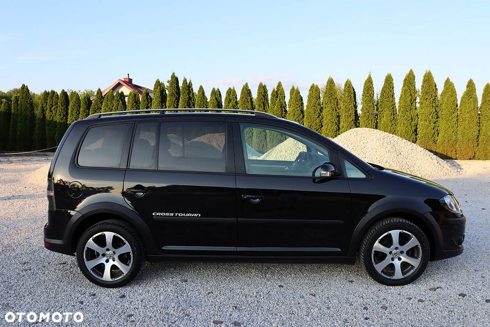 Volkswagen Touran 2.0 TDI DPF Cross - 6