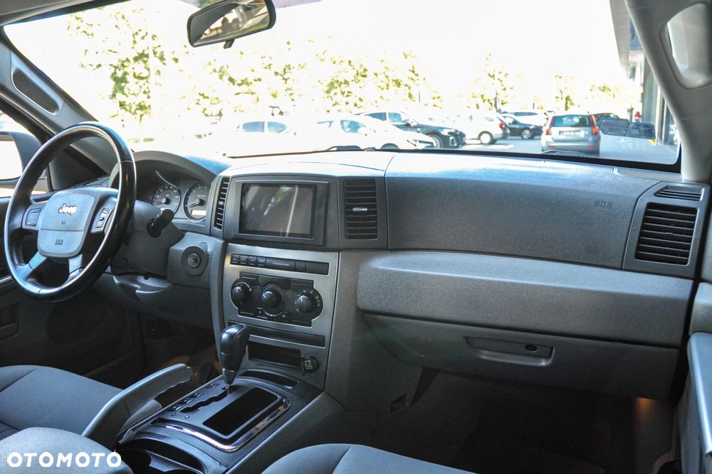Jeep Grand Cherokee 3.7 4x2 Laredo - 10