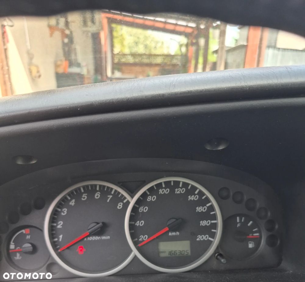 Mazda Tribute 4x4 Adventure Comfort - 6