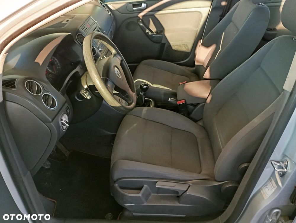 Volkswagen Golf Plus 1.9 TDI Comfortline - 30