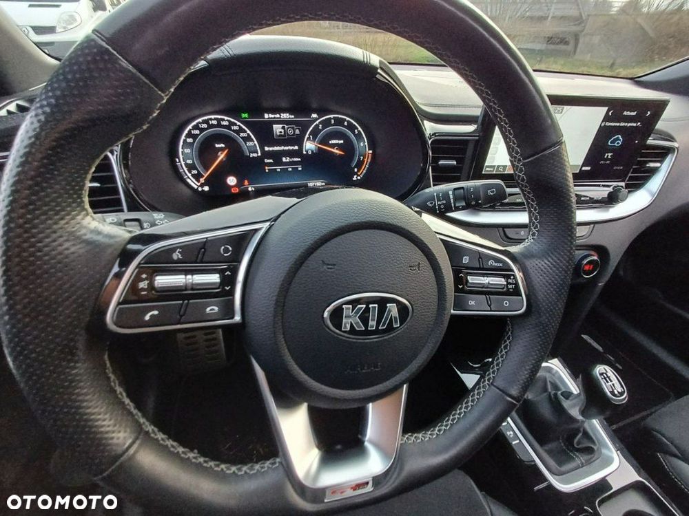 Kia ProCeed 1.4 T-GDI GT Line - 19