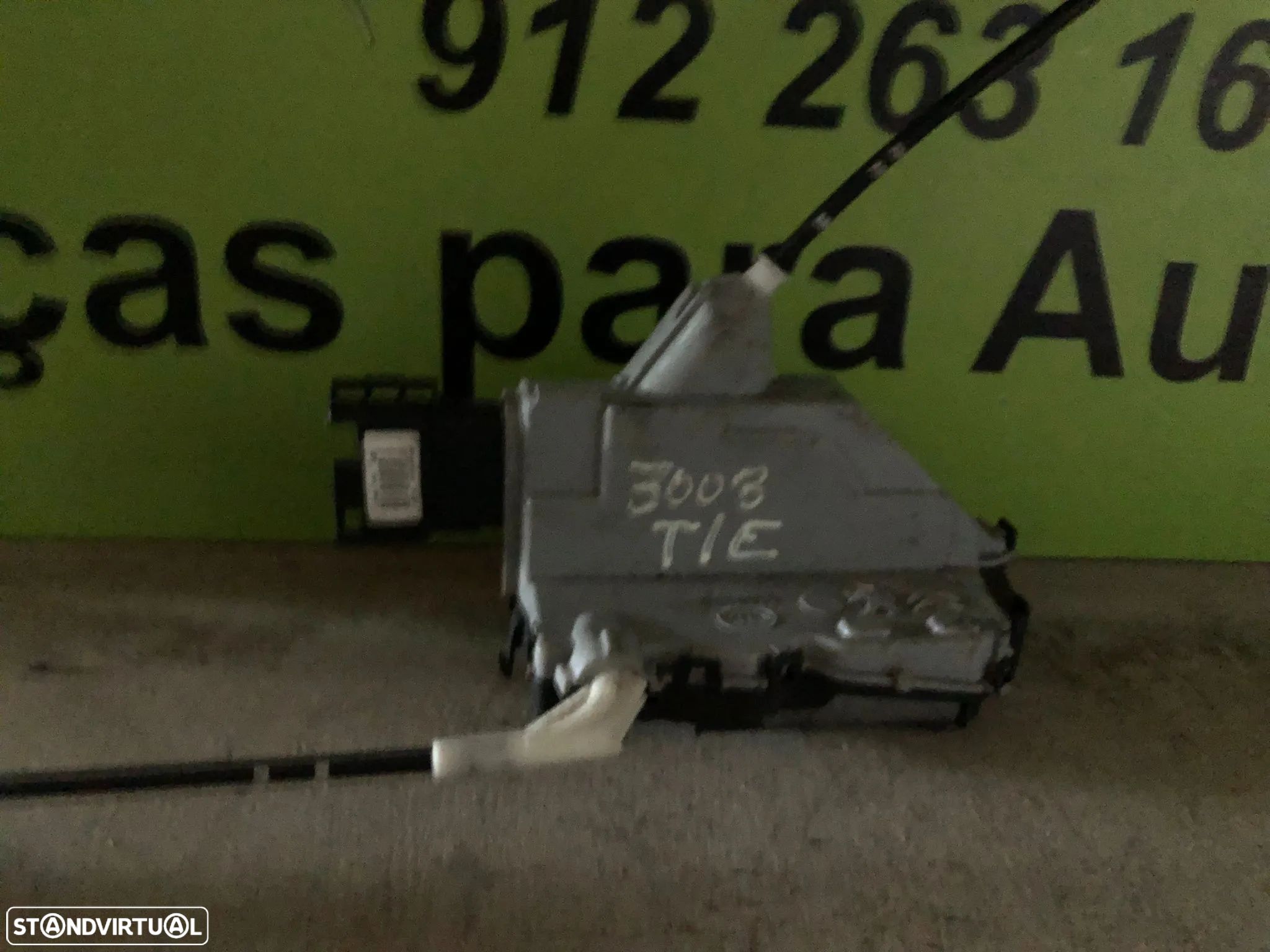 PEUGEOT 3008 FECHADURA TRAS ESQUERDA - F066 - 1