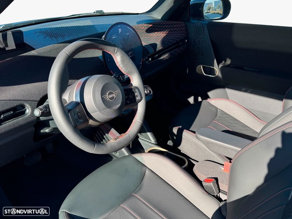 MINI 3 Portas Cooper SE JCW M - 6