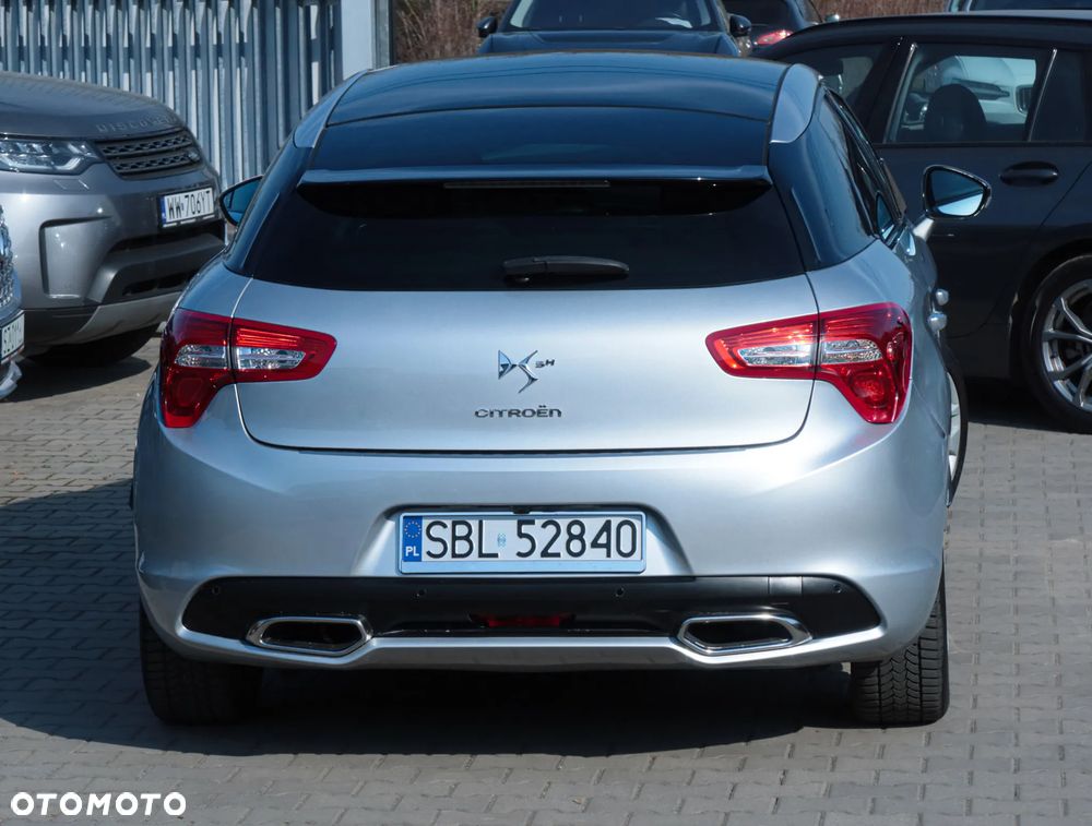 Citroën DS5 2.0 HDi Hybrid4 SportChic MCP - 32