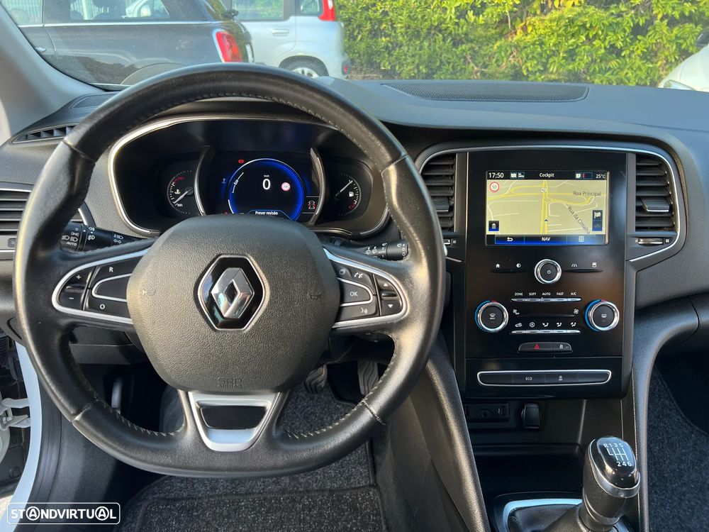 Renault Mégane 1.5 dCi Zen - 12