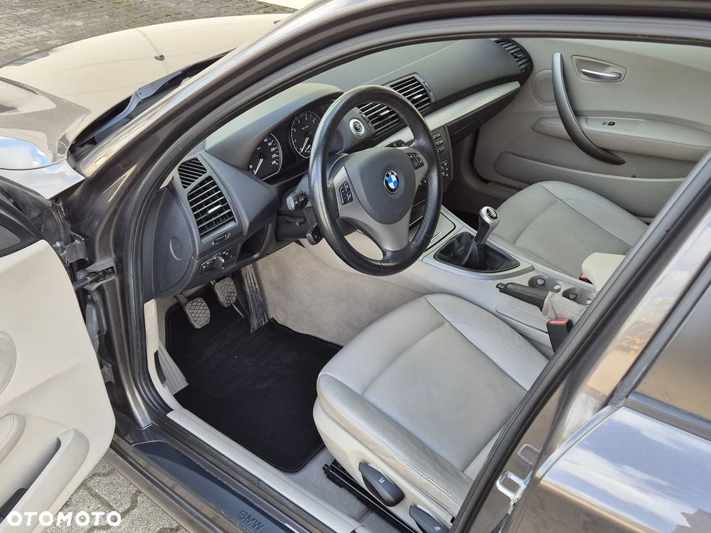 BMW Seria 1 116i - 5