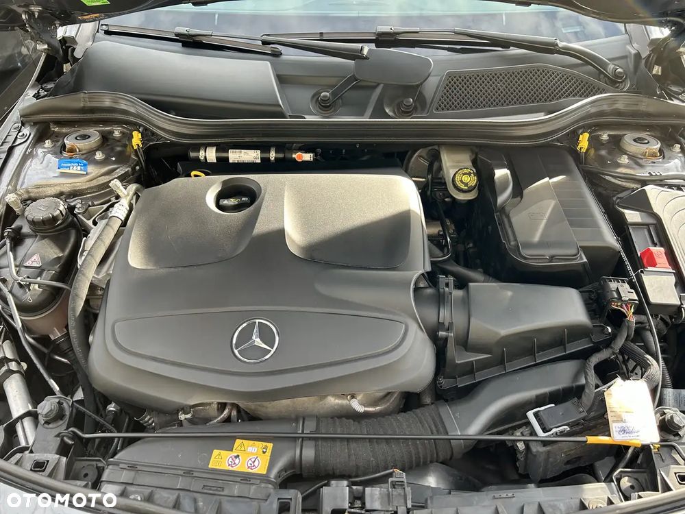 Mercedes-Benz CLA - 10