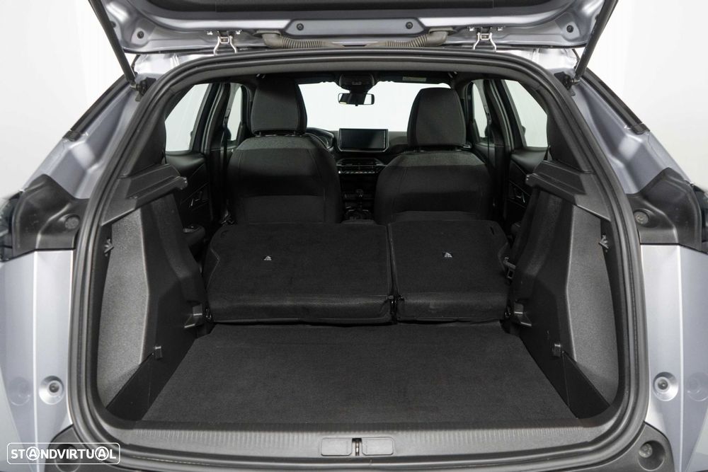 Peugeot 2008 1.2 PureTech Active Pack - 16