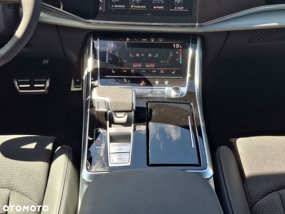 Audi Q8 - 16
