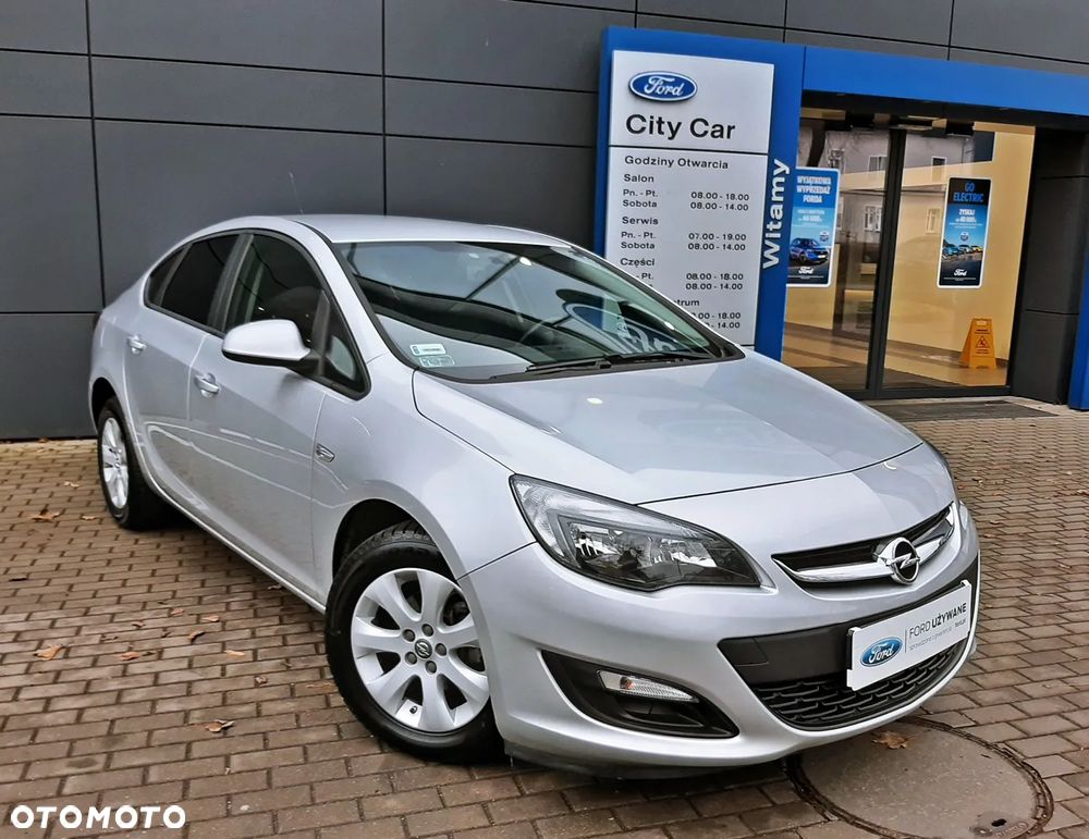 Opel Astra - 4