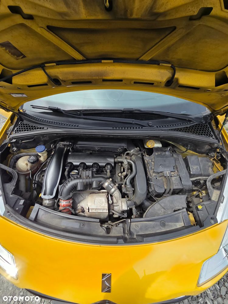 Citroën DS3 1.6 THP SportChic - 12