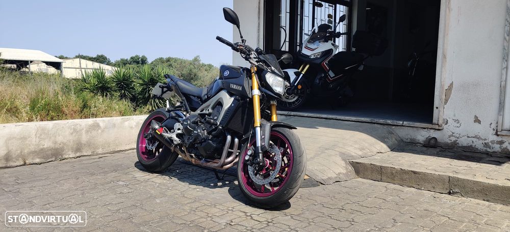 Yamaha MT-09 - 7