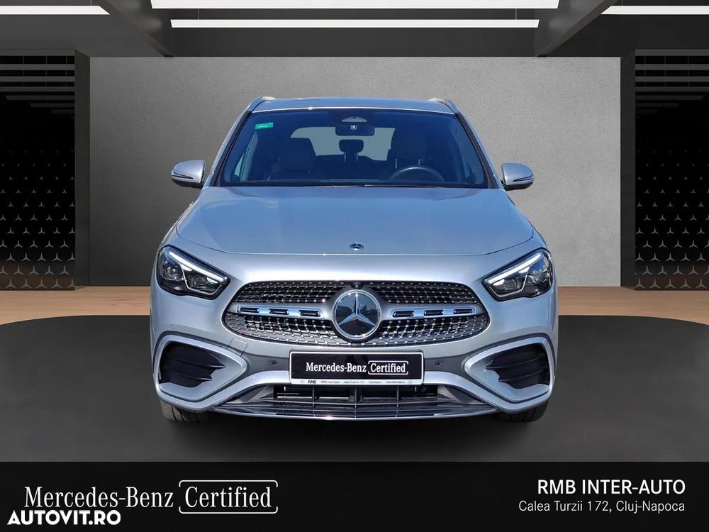 Mercedes-Benz GLA - 14