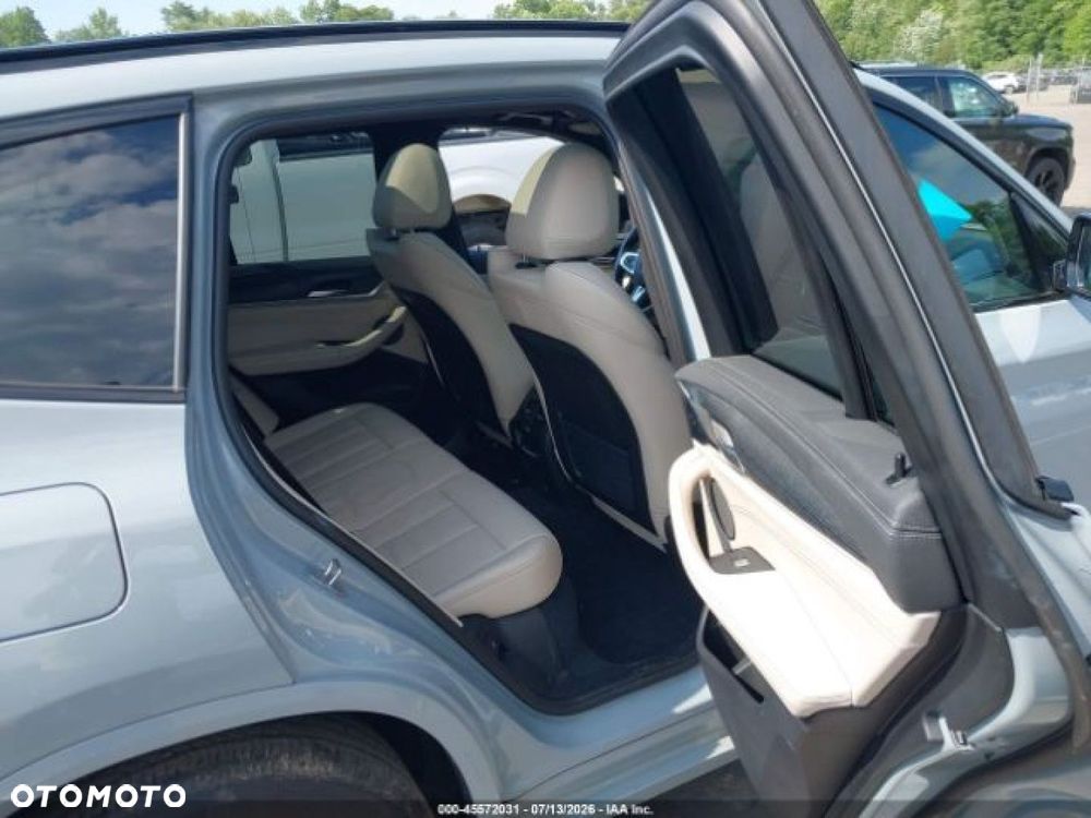 BMW X3 - 11