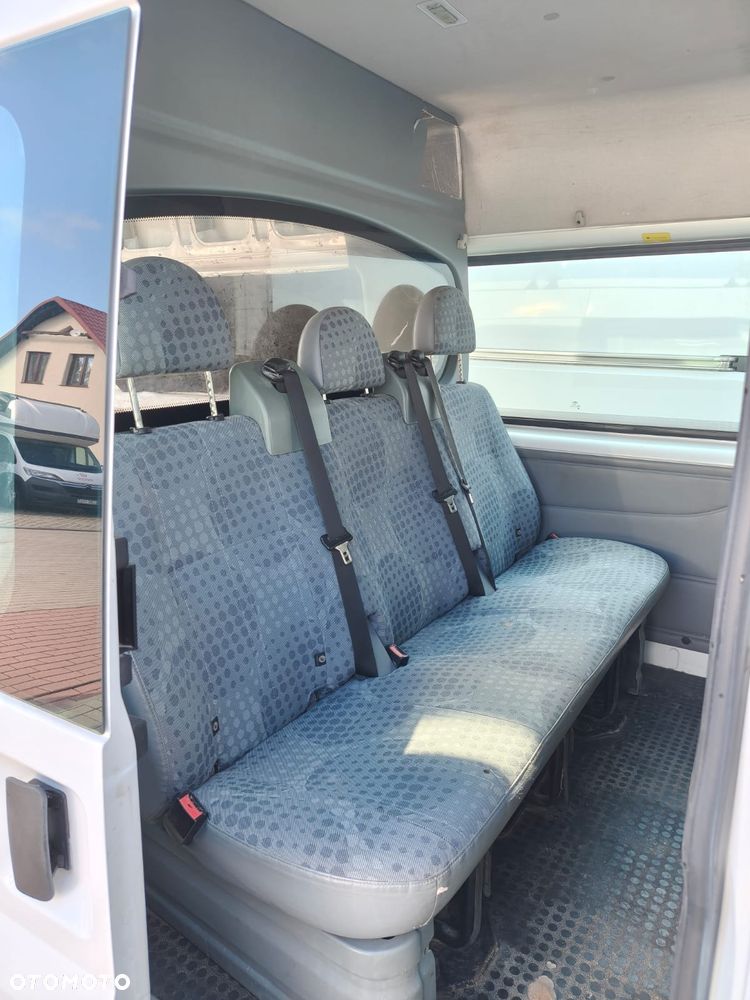 Ford Transit - 8