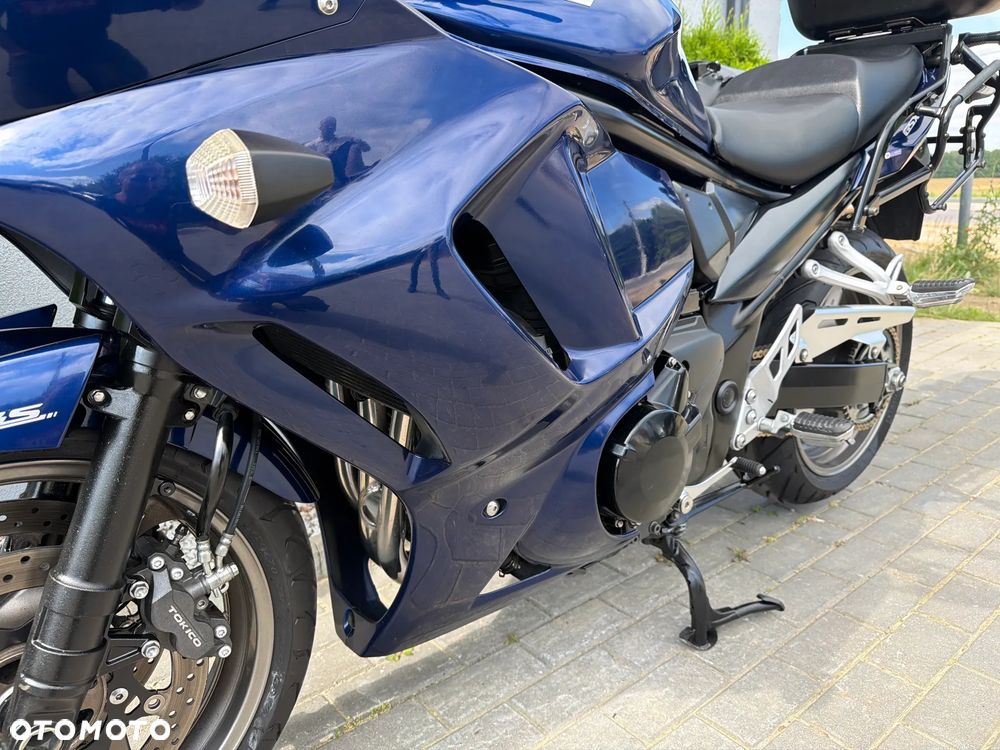 Suzuki GSX - 39