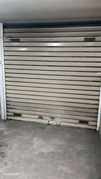 Garagem à venda na R. Joaquim Silva Torres, 125 - Maia - Grande imagem: 4/6
