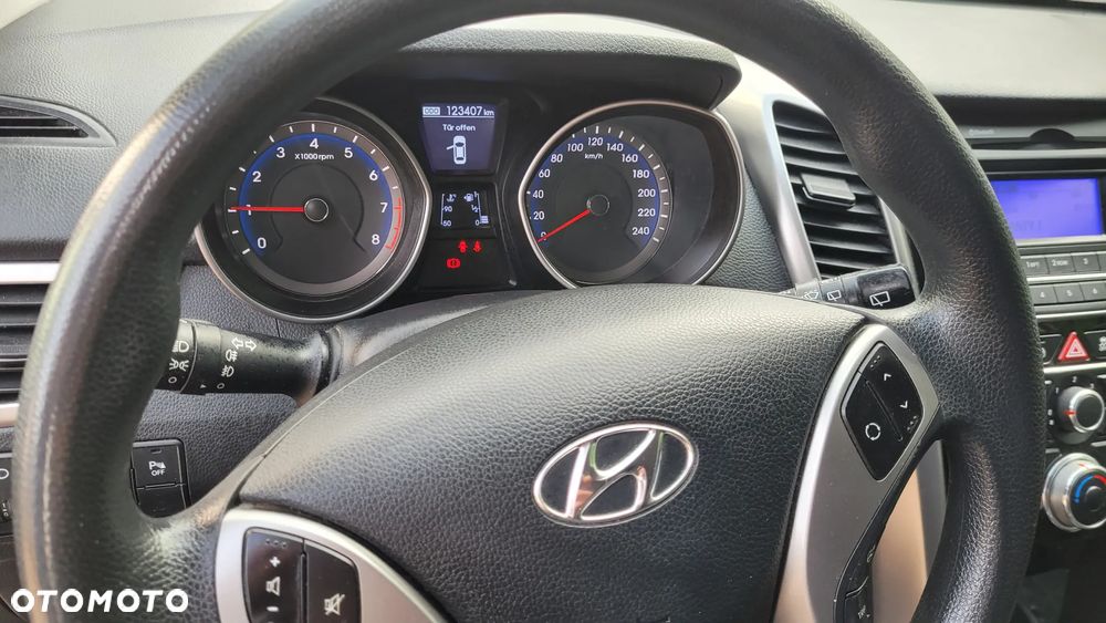 Hyundai i30 i30cw 1.4 Classic - 14