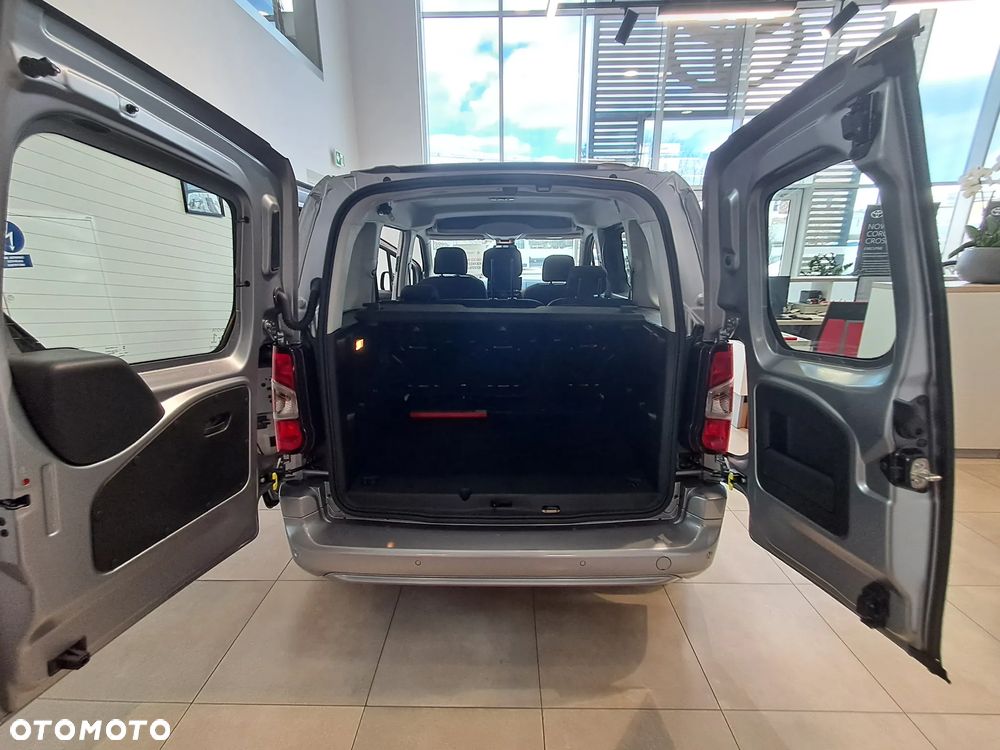 Toyota Proace City - 16