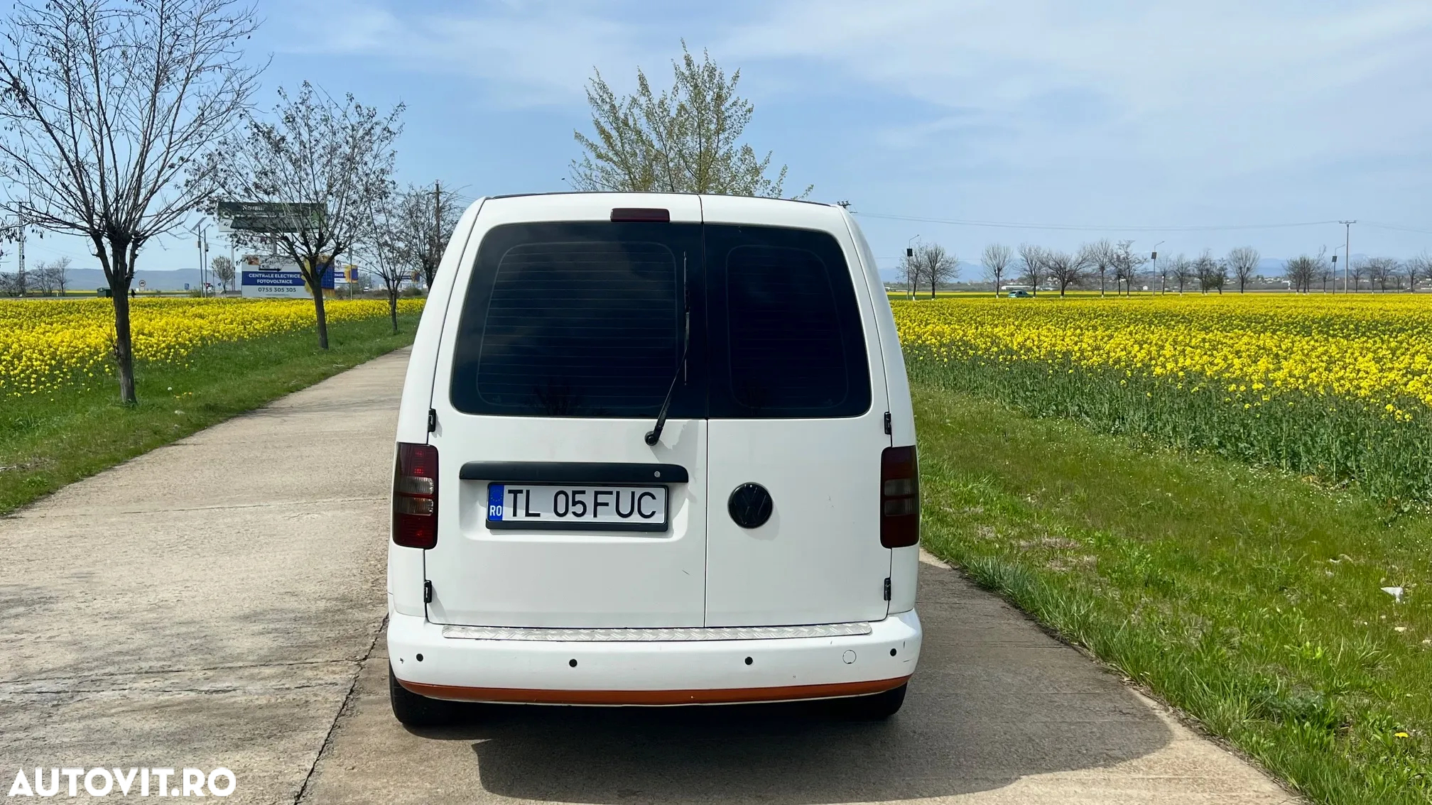 Volkswagen Caddy Maxi 1.6 TDI BlueMotion Comfortline - 6