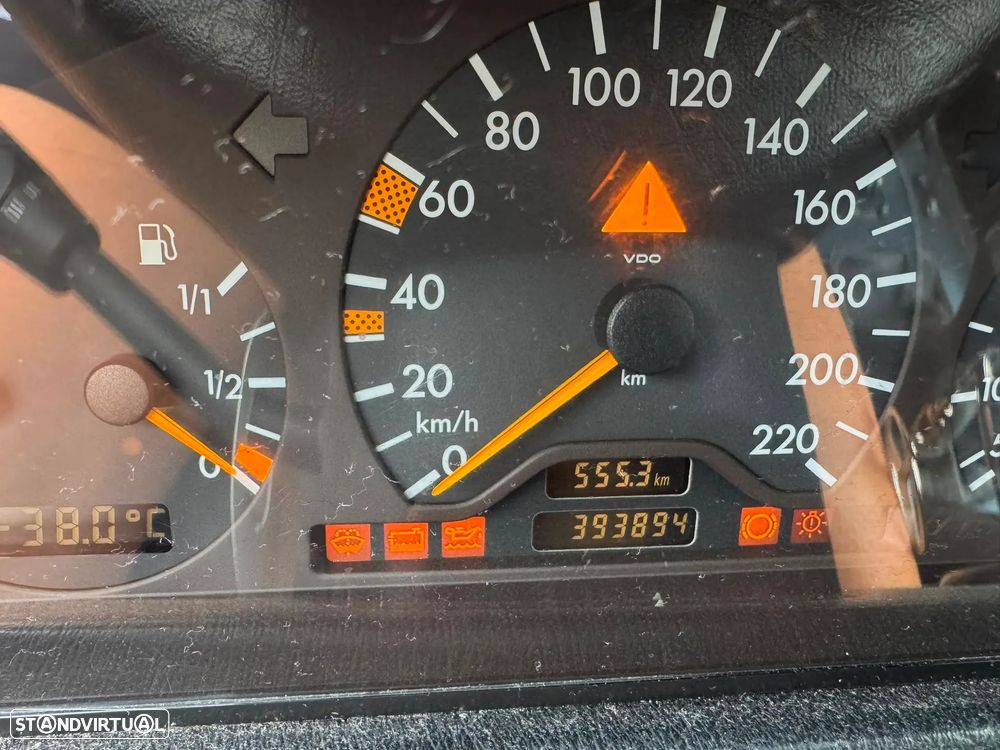 Mercedes-Benz C 200 - 13