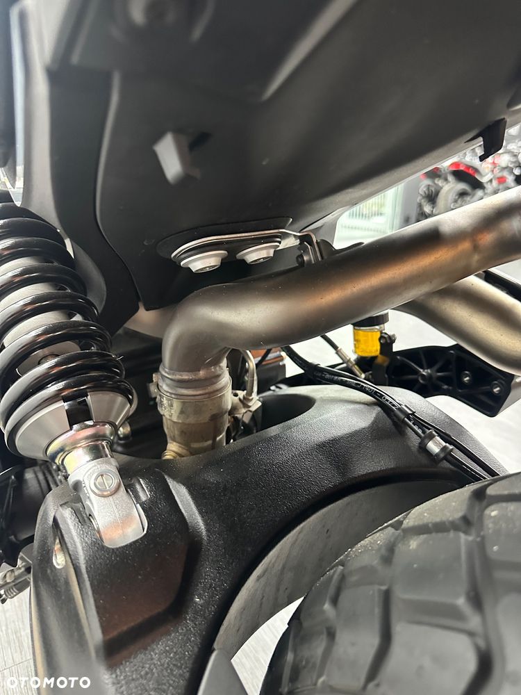 Ducati Scrambler - 27