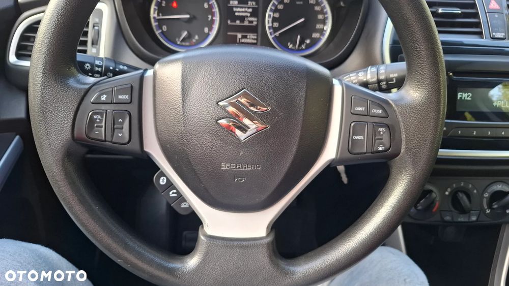 Suzuki SX4 S-Cross 1.0 T Comfort - 10