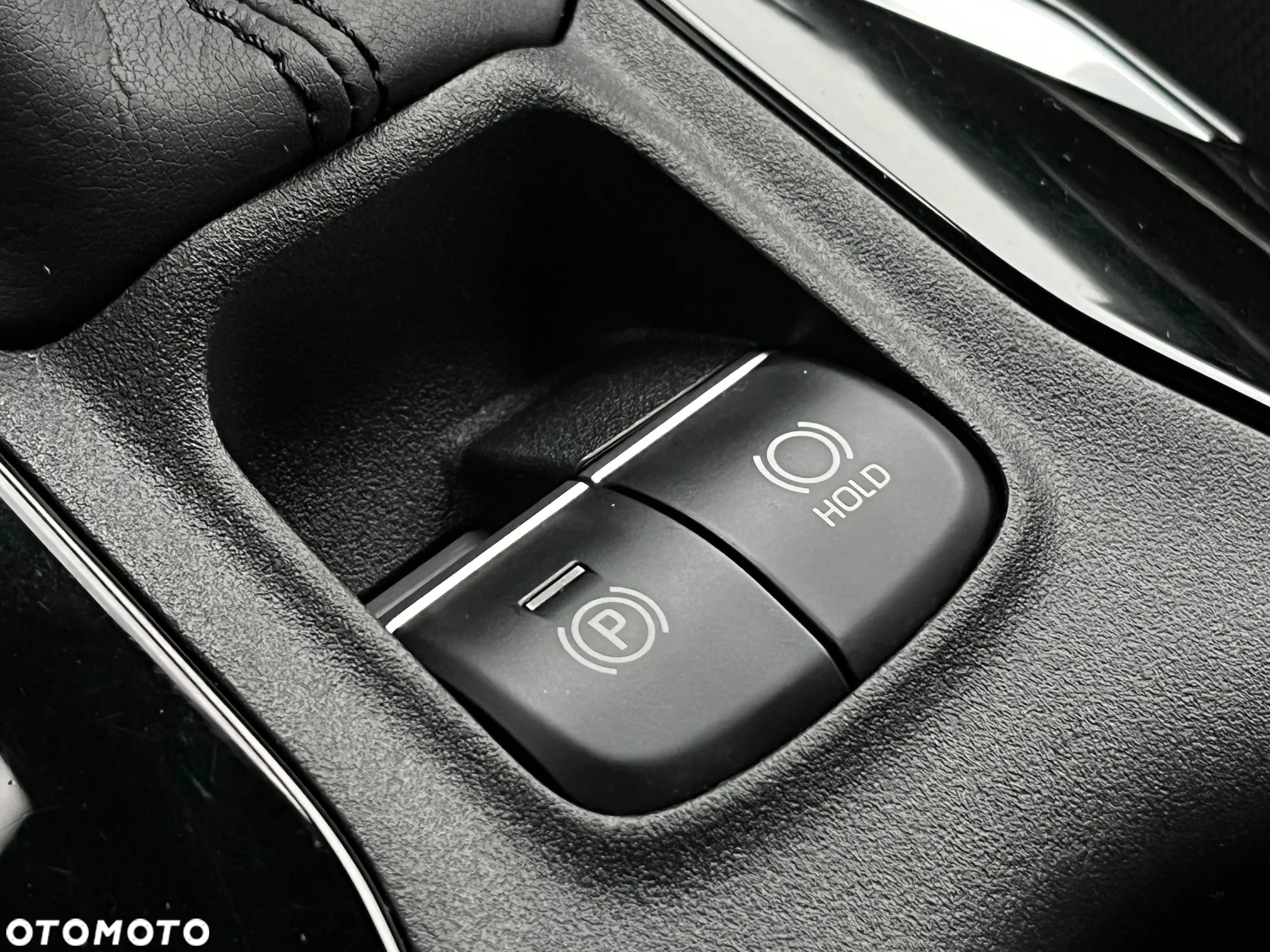 Toyota Corolla 1.8 Hybrid Comfort - 27