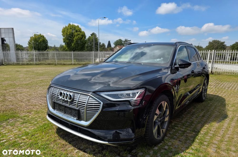Audi e-tron 55 quattro - 1
