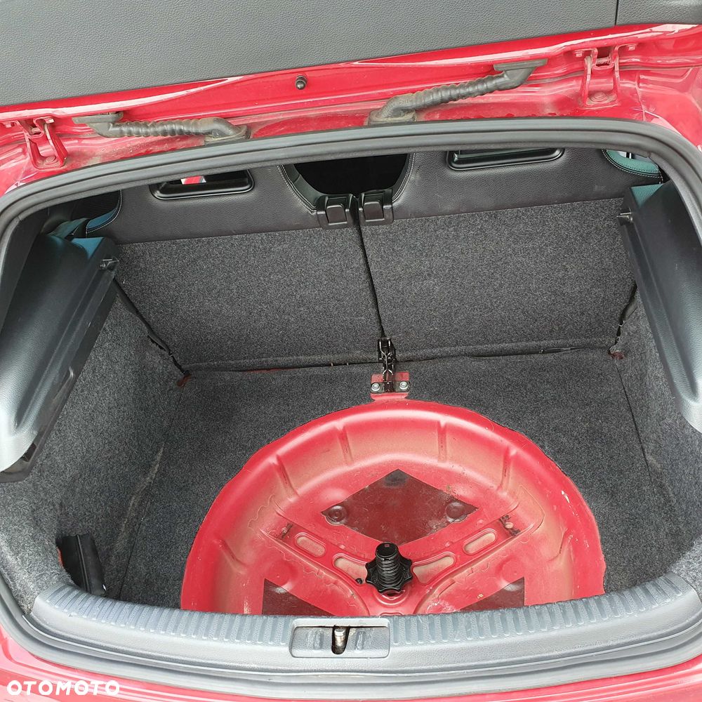 Volkswagen Scirocco - 8