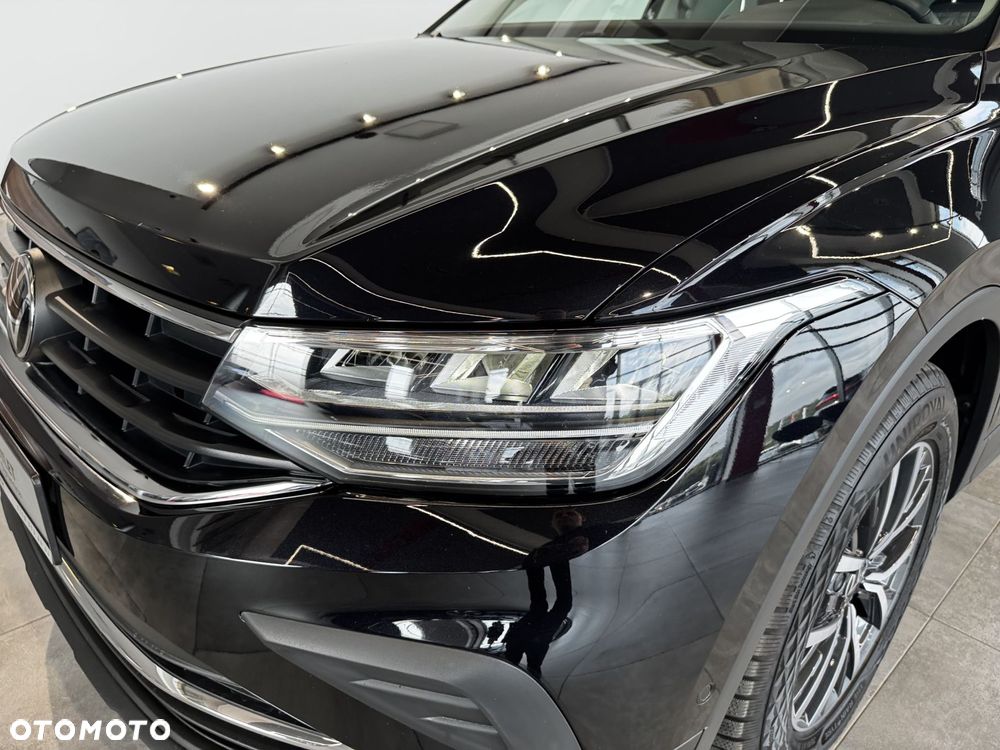 Volkswagen Tiguan - 10