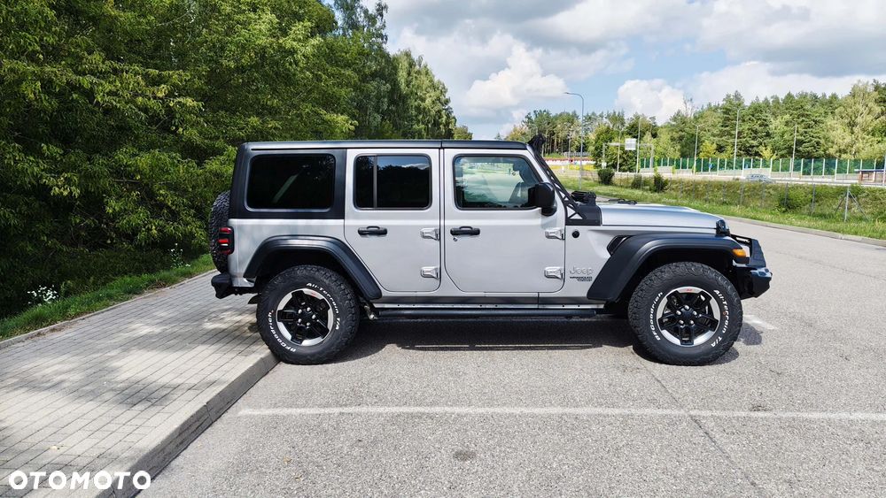 Jeep Wrangler - 23