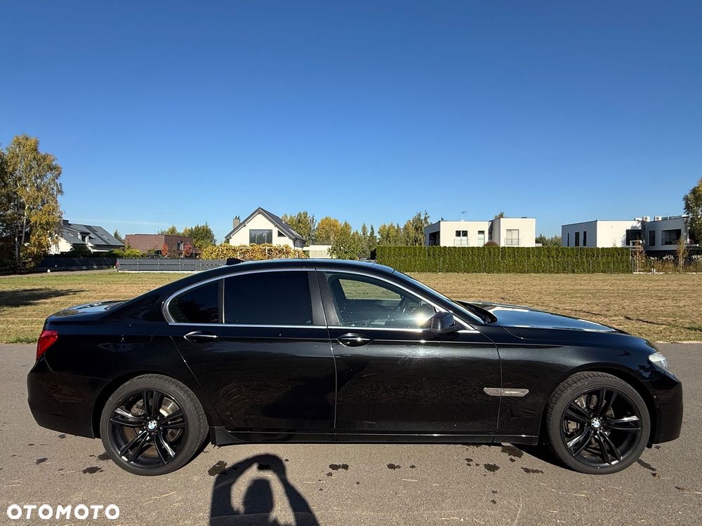 BMW Seria 7 - 25