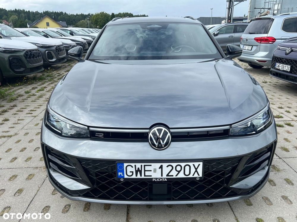 Volkswagen Passat Variant 2.0 TSI R-Line Plus DSG - 2