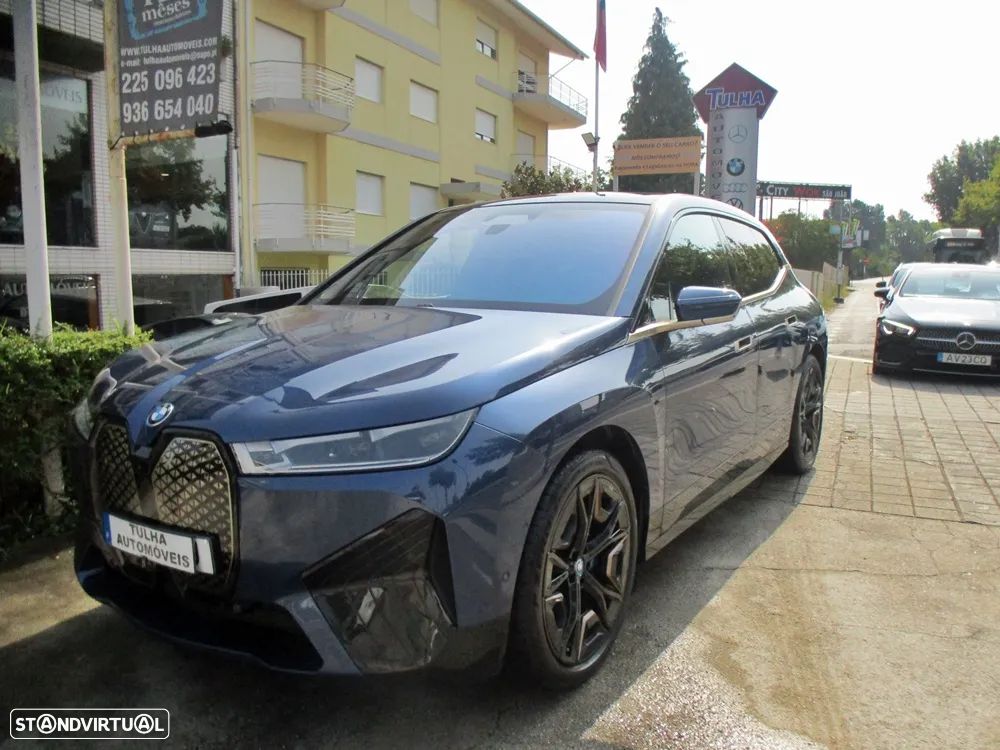 BMW iX xDrive 50 Pack Desportivo