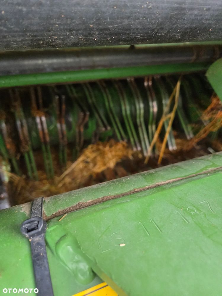 Krone Comprima V180 XC - 9
