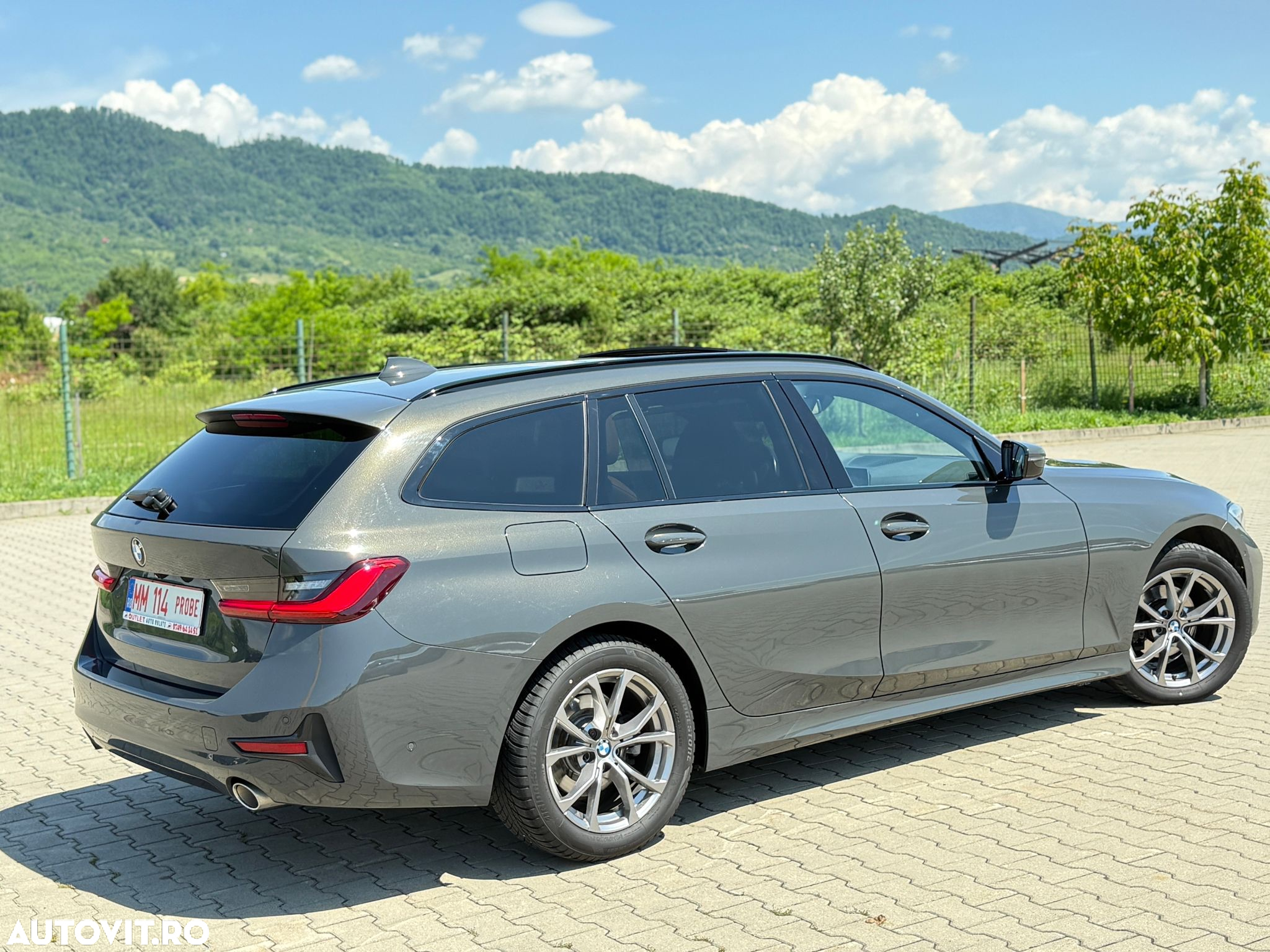 BMW Seria 3 318d Touring Aut. M Sport - 31