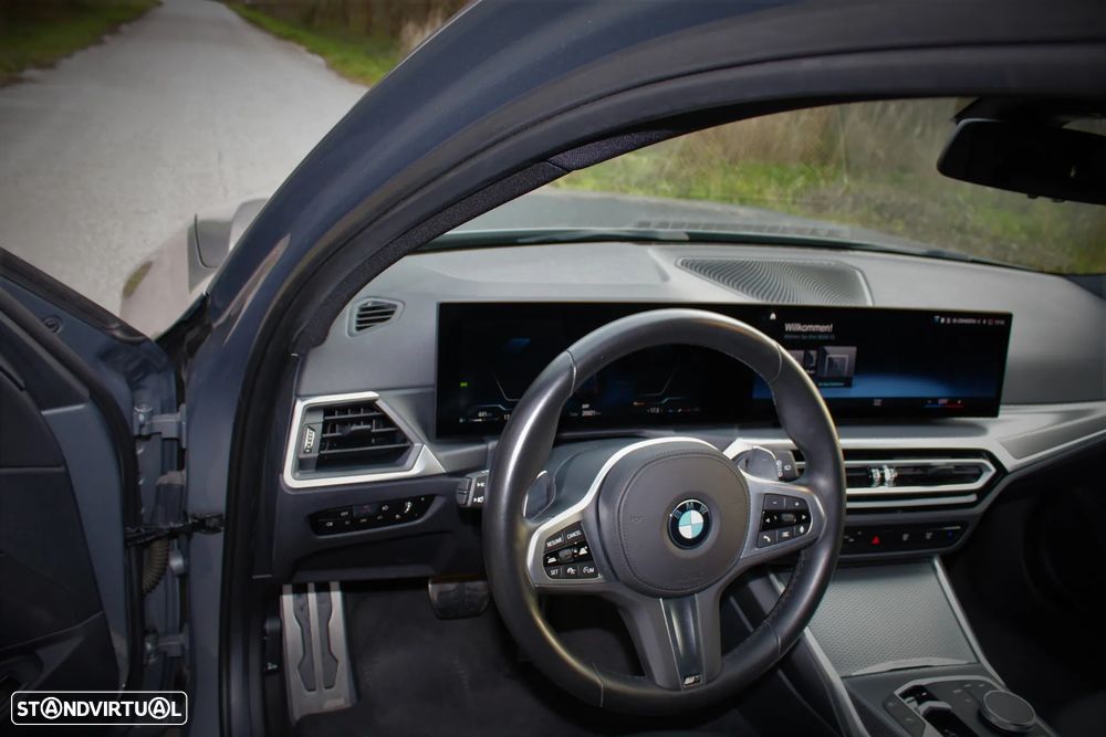 BMW 320 d Aut. M Sport - 17