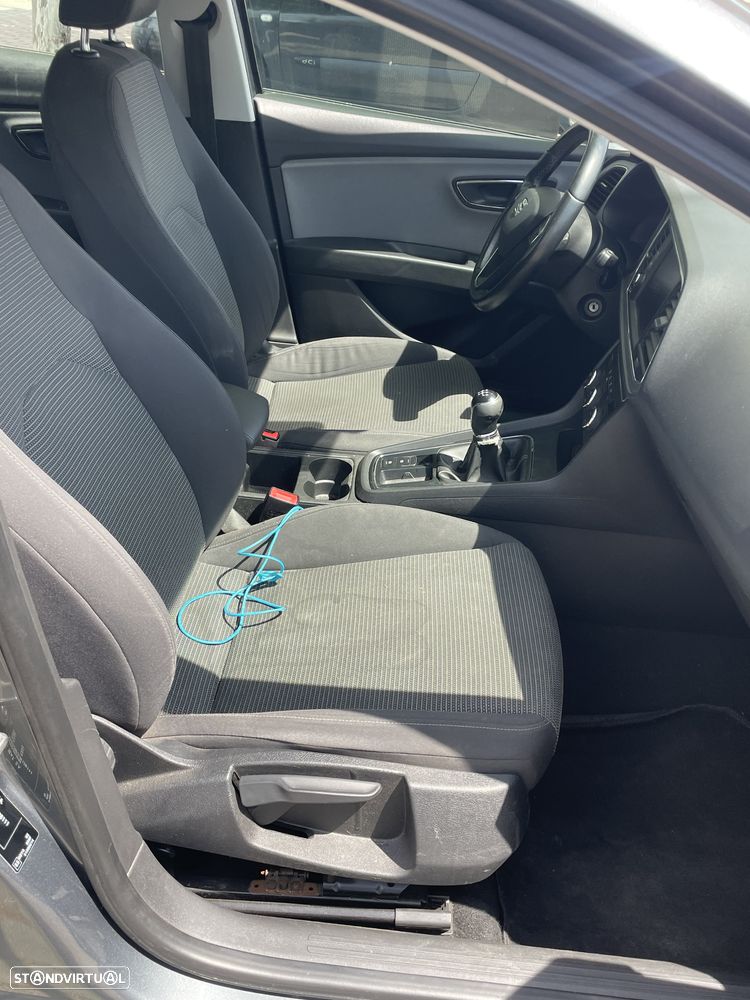 SEAT Leon ST 1.6 TDI FR S/S - 19