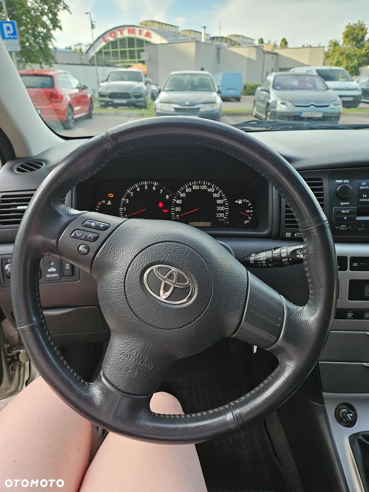 Toyota Corolla 1.4 VVT-i Sol - 18