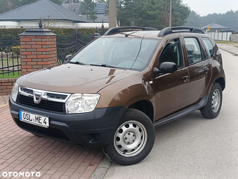 Dacia Duster 1.6 16V 4x2 Essentiel - 1