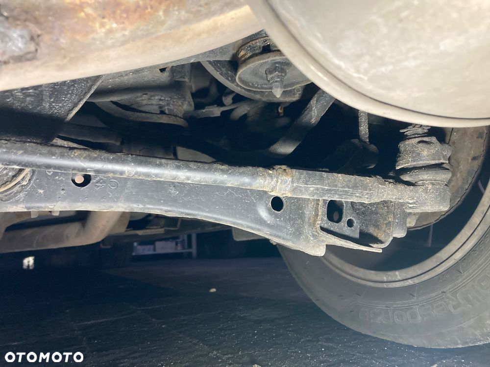 Toyota Avensis 1.8 VVT-i Sol - 20