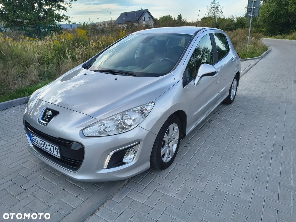Peugeot 308 - 1