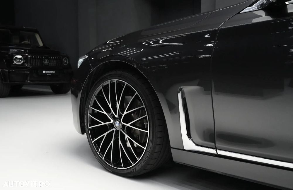 BMW Seria 7 740Li - 5