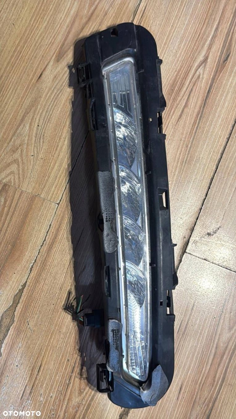 Prawy led drl halogen Ford mondeo mk4 lift - 1